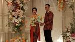Resmi Menikah, Lihat Lagi Kemesraan Ali Syakieb dan Margin Wieheerm