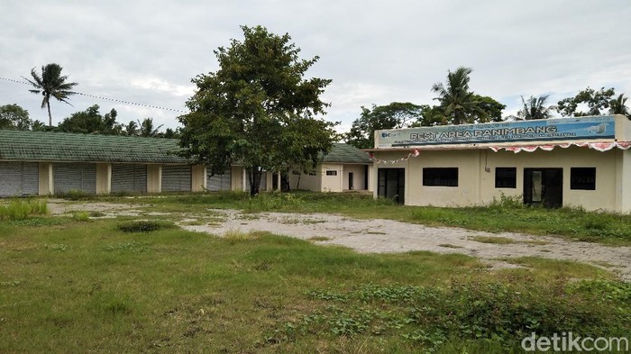 Bangunan rest area di Pandeglang tak terurus ditinggalkan pedagang