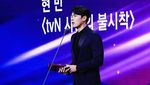 Penampilan Perdana Hyun Bin usai Resmi Pacaran dengan Son Ye Jin