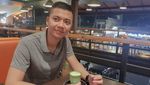 Intip Gaya Ngopi Imam, Polisi Ganteng Asli Bandung