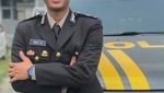 Intip Gaya Ngopi Imam, Polisi Ganteng Asli Bandung