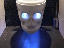 Karya Super Cantik Tapi Juga Bikin Bingung