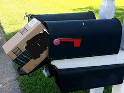 Cerita Kiriman Paket dari yang Kocak sampai Ngeselin