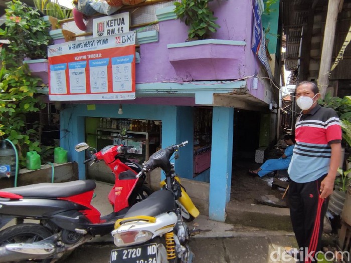 Rumah-rumah pendek di kampung Tambaklorok Kota Semarang, Minggu (24/1/2021).