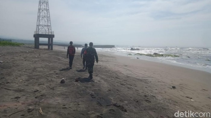 Wisatawan pantai Jayanti Cianjur tenggelam akibat terseret ombak