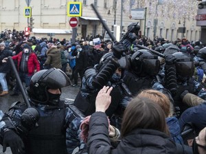 Kremlin Tuding Paman Sam Campur Tangan Aksi Demo Anti-Putin