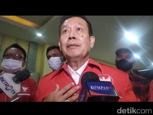 Ambroncius Penuhi Panggilan Bareskrim soal Dugaan Rasisme ke Natalius Pigai