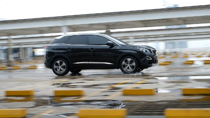 Astra Peugeot