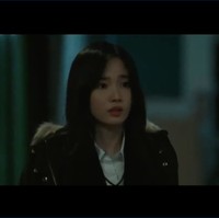 Oh Yu Jin sempat tampil dalam drakor The Cursed di episode 2. Ia berperan sebagai Mi Jung, siswi SMA yang mem-bully Baek So Jin (pemain Jung Ji Soo), setelah menyebut ia ingin Mi Jung mati dalam kecelakaan. Foto: dok. tvN