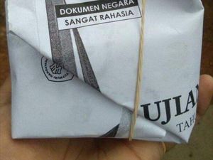 Kocak! 5 Tulisan di Kertas Bungkus Makanan Ini Bikin Nafsu Makan Hilang
