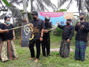 Masyarakat Adat Osing Dirikan Pesinauan Bagi Generasi Muda