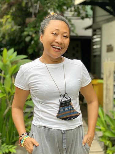 Politisi dan desainer asal Bali.