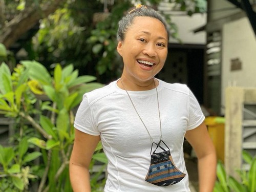 Politisi dan desainer asal Bali.