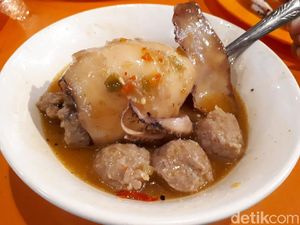 5 Bakso Unik di Depok, Bakso Cumi Gajah hingga Soto Mie Bakso