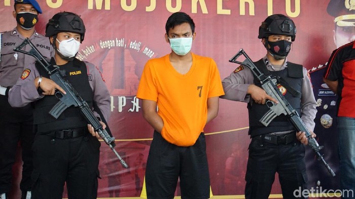 pembunuhan di mojokerto