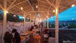 Foto: Resto Natural, Benar-benar Berada di Tengah Sawah