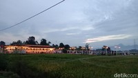 Selama PPKM, resto buka mulai jam 6 pagi sampai jam 6 malam.