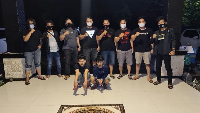 Retas Akun WhatsApp Kapolsek Duapitue Sulsel, 2 Pemuda Ditangkap (Foto: dok. Istimewa)
