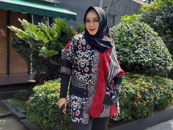 Rina Gunawan 5 Bulan Turun BB 30 Kilogram, Ini Tips Dietnya Rina Gunawan 5 Bulan Turun BB 30 Kilogram, Ini Tips Dietnya