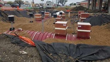 Sistem pom bensin di bawah tanah, tankinya besar ya. Foto: Bored Panda