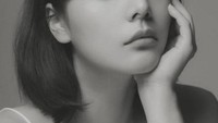 Song Yoo Jung adalah aktris sekaligus model cantik asal Korea Selatan. Ia dikabarkan meninggal dunia dan diduga karena bunuh diri. Unggahan terakhirnya dibanjiri ucapan dukacita dari para penggemar. Foto: Instagram @u_jjooung