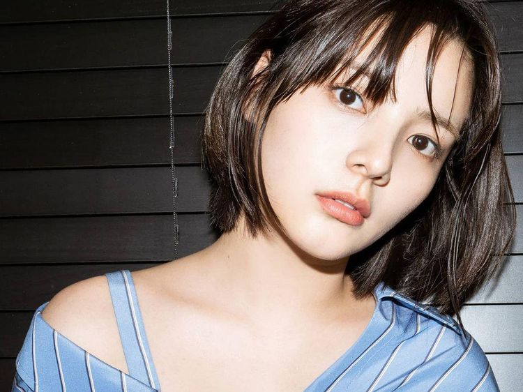 10 Potret Song Yoo Jung, Model MV iKON yang Meninggal Diduga Bunuh Diri