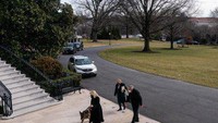 Champ dan Major sampai di White House pada hari Minggu (24/1) lalu.  