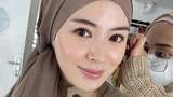 Cantiknya Ayana Moon Tampil dengan Gaya Hijab Indonesia Zaman Dulu