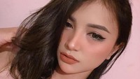 Beberapa waktu lalu dia pernah main film pendek besutan WebTV Asia. (Foto: dok. Instagram @azhara989) 