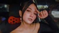 Salah satu potret Diora Dior yang diunggah ke Instagram pribadinya. (Foto: dok. Instagram @azhara989) 