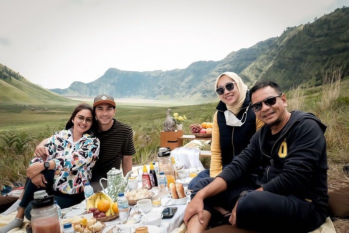 Donna Agnesia Donna Agnesia