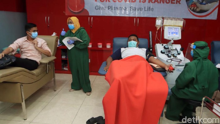 Donor plasma konvalesen di PMI Surabaya
