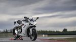 Ducati SuperSport 950, Mirip Panigale V4, Cocok buat Pemula