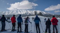 Saking luasnya, trek ski di sini adalah yang terluas di Asia.