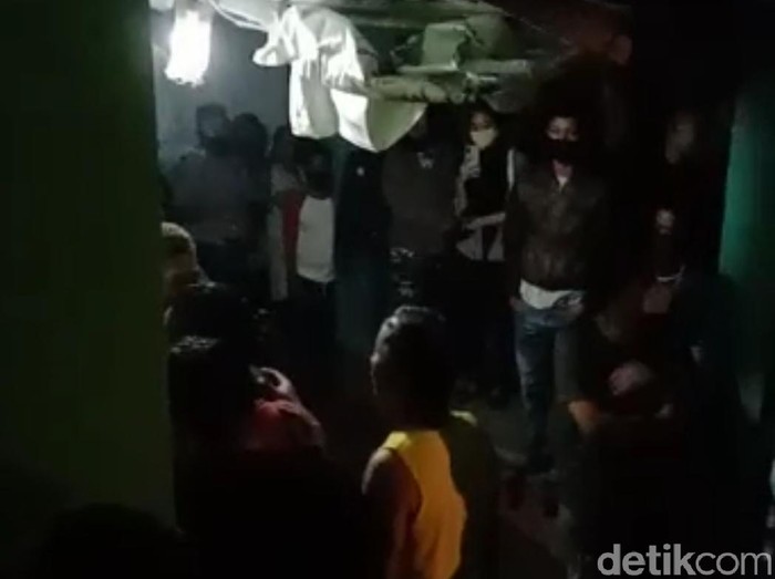 Heboh video warga mengamankan predator seks di Garut