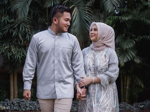 Sah! Kesha Ratuliu dan Adhi Permana Resmi Menikah