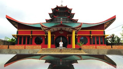 10 Masjid Bernuansa Tionghoa Paling Ikonik di Indonesia