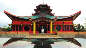 10 Masjid Bernuansa Tionghoa Paling Ikonik di Indonesia