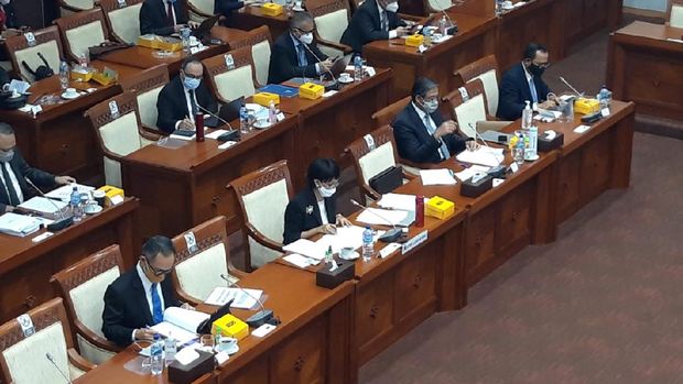 Menlu Retno Marsudi rapat di Komisi I DPR, Jakarta, Selasa (26/1/2021).