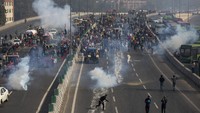 Dilansir dari AFP, Selasa (26/1/2021) polisi memberlakukan operasi keamanan terbesar dalam beberapa tahun untuk menghentikan para demonstran.