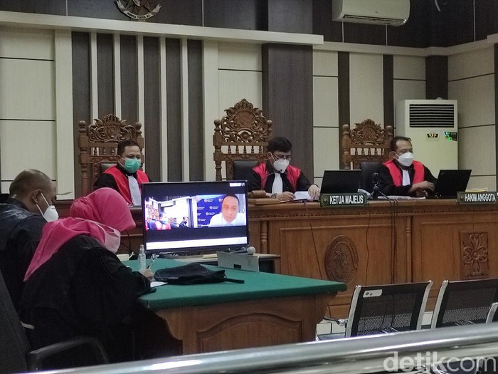 Sidang vonis Dirut PDAM Kudus, kasus suap pengangkatan pegawai, Semarang, Selasa (26/1/2021).
