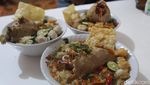 Gurihnya Nampol! Bakso Cumi dan Bakso Udang Kuah Taichan