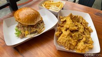 Di Bonker Burgers, hidangan pendampingnya cukup beragam. Ada kentang goreng sampai jamur goreng. Semuanya disajikan dalam porsi yang besar. Foto: detikFood