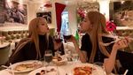 Cantiknya Rose BLACKPINK Saat Menikmati Makanan Mewah