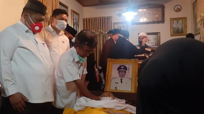 Eks Gubernur Sulteng, Aminuddin Ponulele meninggal dunia