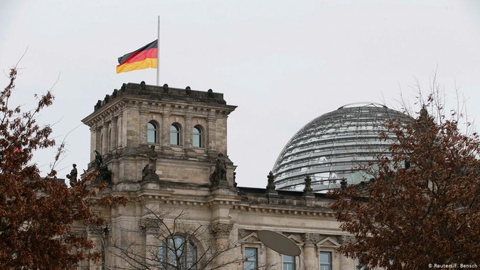 Jerman Peringati 25 Tahun Hari Korban Kejahatan Nazi Hitler