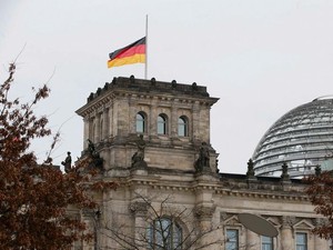 Jerman Peringati 25 Tahun Hari Korban Kejahatan Nazi Hitler
