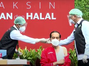 Usai Vaksinasi Ke-2, Jokowi Ingatkan Jaga Prokes: Hindari Kerumunan!