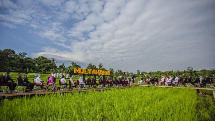 Kampung Tematik Ciharashas Mulyaharja