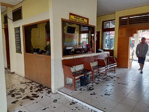 Hukuman Berlapis untuk Polisi di Tewasnya Deki Golok dan Herman